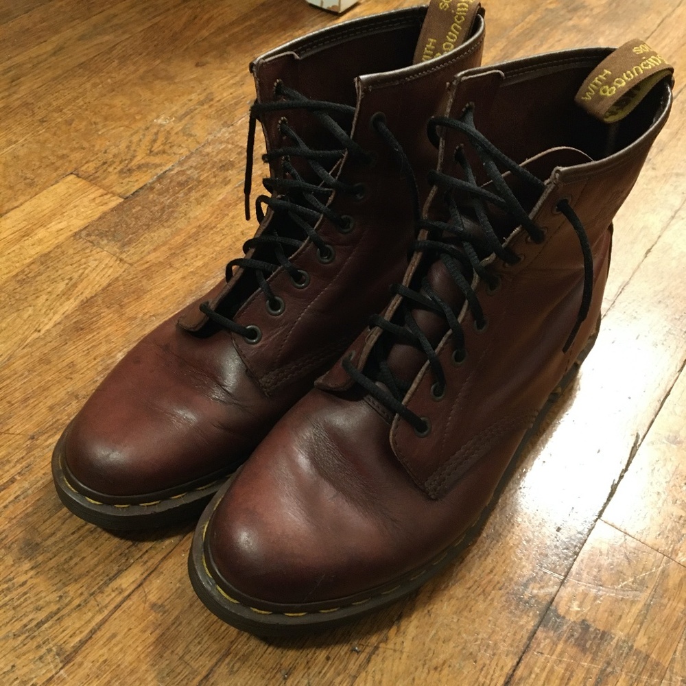 Dr Martens made in England 1460 boots